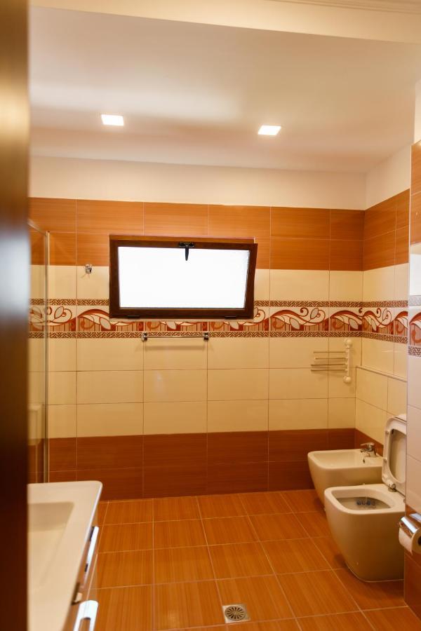 The Luxe Apartments Gjirokaster Ngoại thất bức ảnh