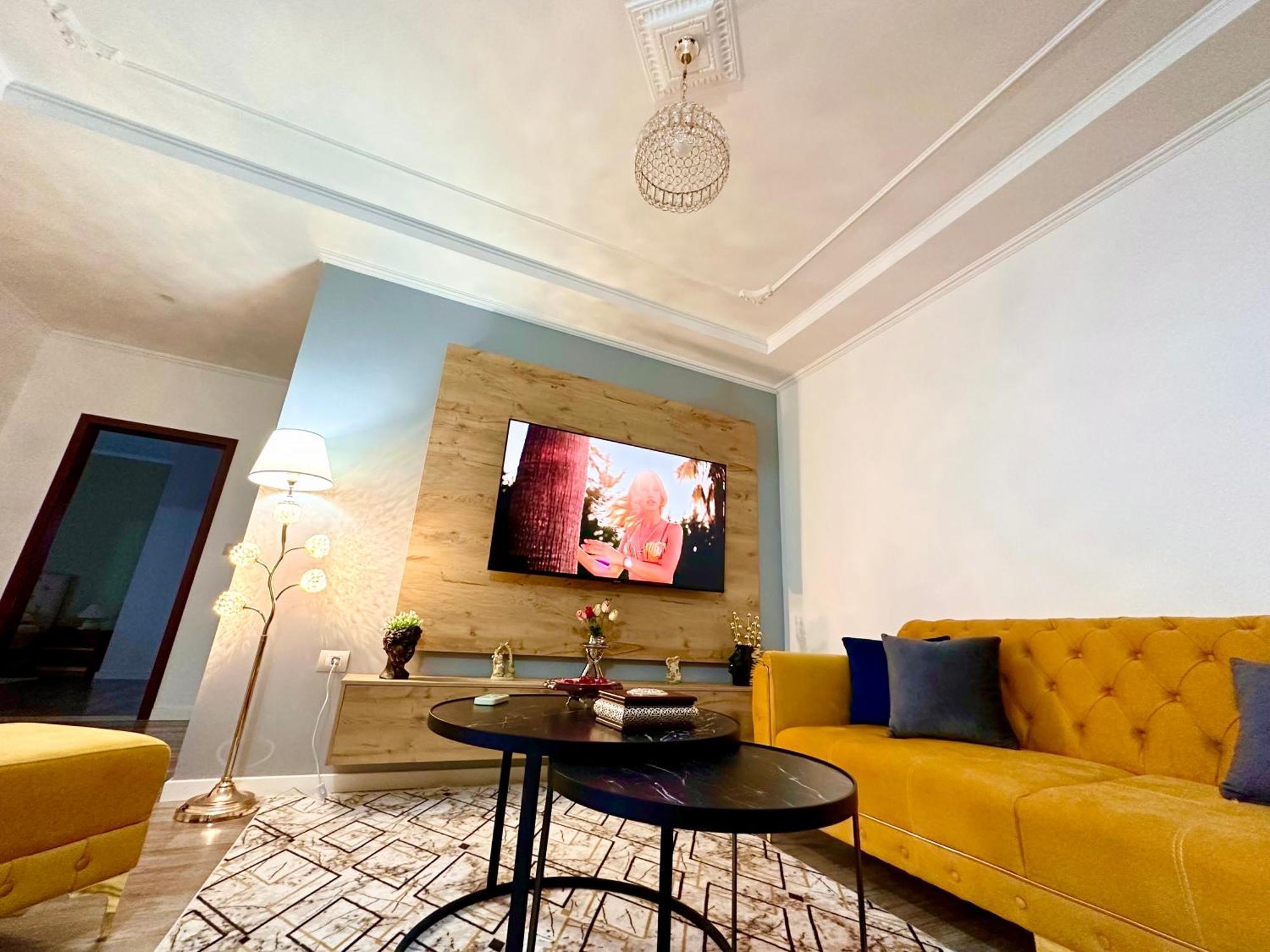 The Luxe Apartments Gjirokaster Ngoại thất bức ảnh